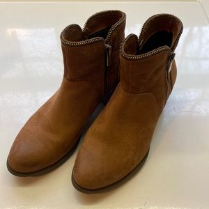 Blondo Waterproof Leather Bootie Sz 7.5